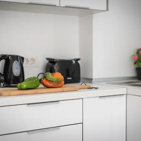 M1C Brand New Apartment, Free Wi-Fi,Community Pool Apartment